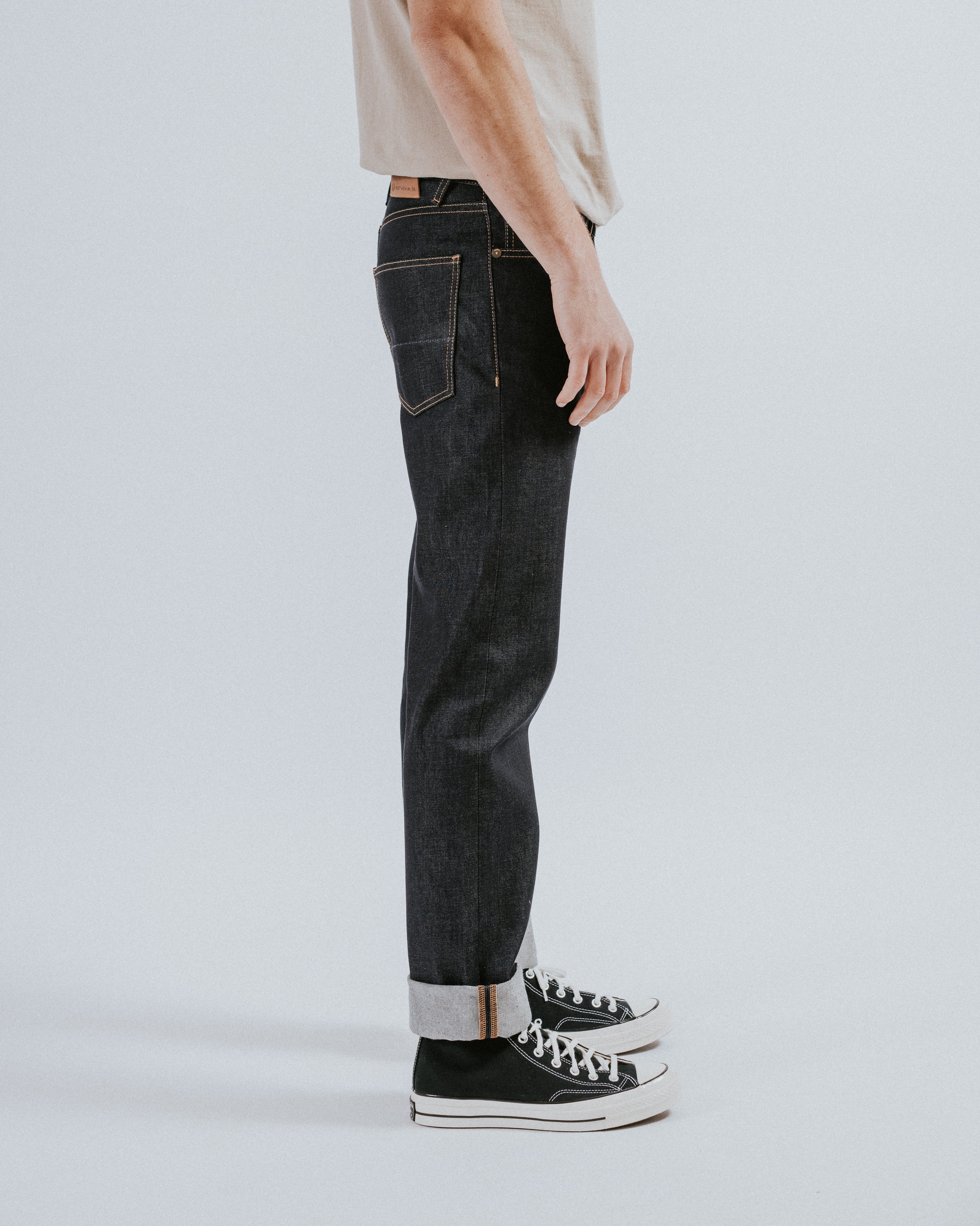 Dry clearance fit jeans