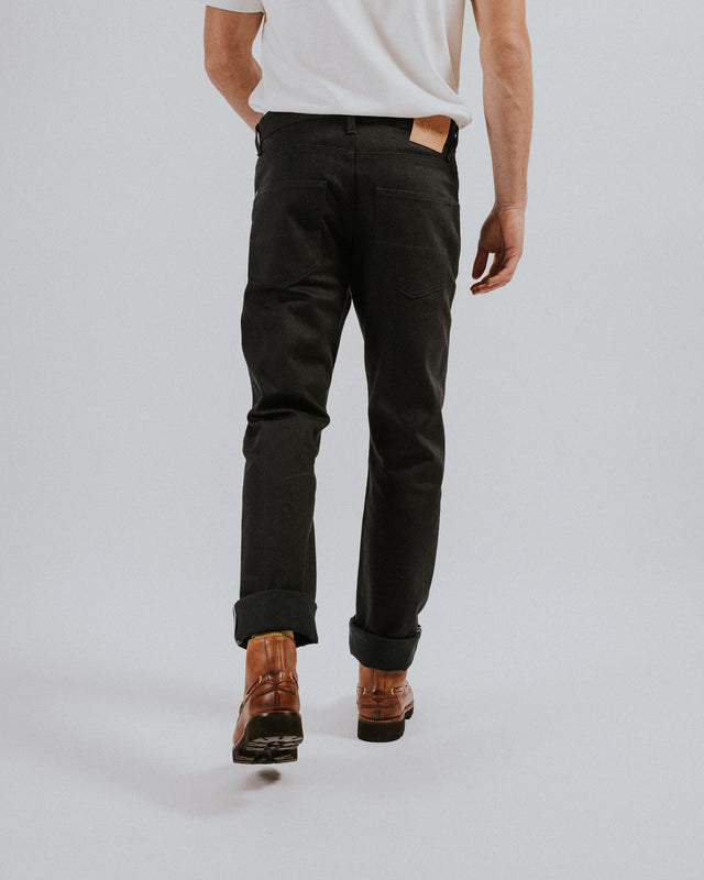 The V-Fit - Tapered - Double Black Selvedge